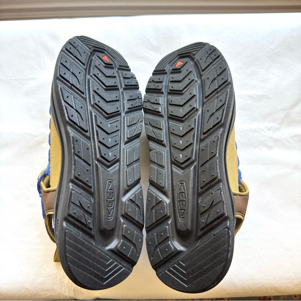 Keen Men's UNEEK WK Sneaker Size 10 NWOT - Picture 9 of 11